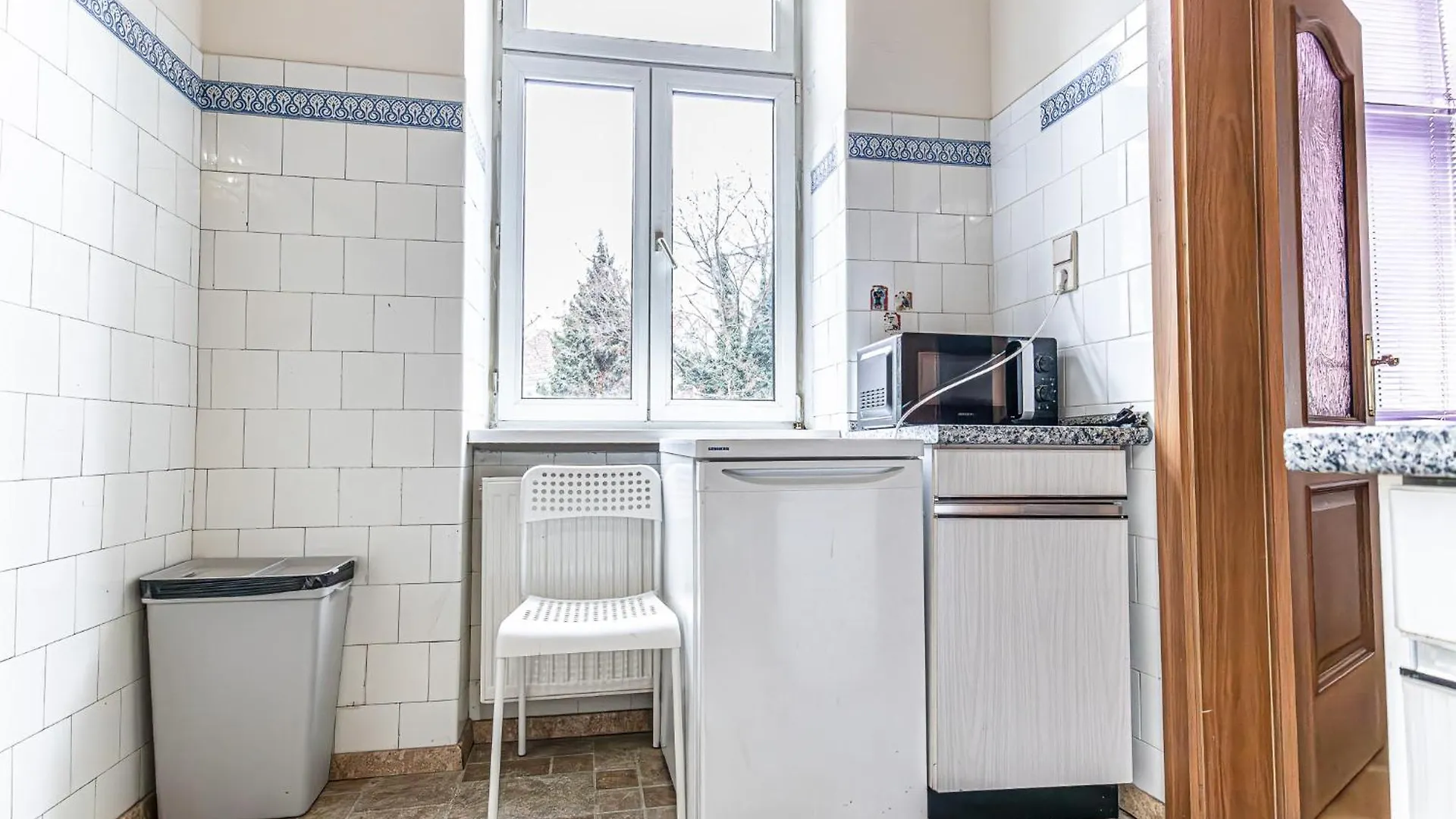 Stylish 2Br Retreat Steps From Akh & Volksoper Apartment Vienna 0*,